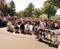 Bild: arw
Zum 25. Freiluftgottesdienst treffen sich mehrere Hundert Motorradfahrer an der Felix-Kirche.