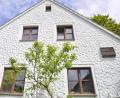 Bild: es
Mit einem Fledermauskasten an seiner Hauswand lieferte Toni Wolf einen nicht alltäglichen Beitrag für den Erhalt der Artenvielfalt