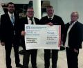 Bild: adj
Gerhard Röbl, Regionalmarktleiter Neustadt, Alexander Schuller, Technischer Leiter des Wasserwacht Ortsvereins, Wolfgang Siebert, und Edeltraut Sperber, stellvertretende Geschäftsführerin im Kreisverband Weiden und Neustadt /WN, freuen sich über 5363 Euro.
