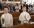 Bild: rhi
39 Kinder zogen am Sonntag mit ihren Eltern in die Marienkirche in Schwarzenfeld ein und feierten Erstkommunion.