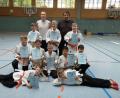Bild: shu
Die erfolgreichen Judokas des JV Sulzbach-Rosenberg (hinten von links) mit ihren Betreuern Sebastian und Michael Eisner: Gabriel Bleim, Jonas Scharping, Sebastian Marx, Michael Perrey, Adrian Knaus, Leon Beidin, Diego Schnellinger, Michael Zellner Daniel Feige und Ilja Serebrennikov