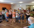 Bild: exb
Die Grundschüler aus Plößberg beim Aktionstag Musik.
