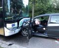 Bild: Alexander Auer
Eine Autofahrerin ist in Lappersdorf gegen einen Linienbus geprallt.