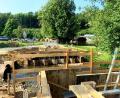 Bild: jp
Die Brückenfundamente für die Auflager der neuen Lauterachbrücke der Pfistermühlverbindung werden derzeit erstellt.