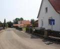 Bild: wro
Die geplante Neuerrichtung eines Wohnhauses im Baugebiet Lindenweg macht eine Änderung des Bebauungsplanes nötig.