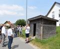 Bild: bnr
Da Buswartehäuschen in Oberweihern wird erneuert und an anderer Stelle wieder aufgebaut.