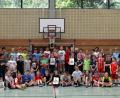 Bild: bgm
Fünf Mannschaften von vier Grundschulen testen beim Basketballwettbewerb ihre Turnierqualitäten und haben vor allen Dingen jede Menge Spaß.