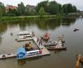 Bild: exb
Beim „cooltour-Sommer“ war auch der Schiffsmodellbauclub Weiden dabei. Erstmalig kam eine große modulbasierte beleuchtete Hafenanlage ins Wasser, die Dreh- und Angelpunkt der Vorführungen war.