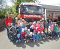 Bild: exb
Den Mädchen und Buben gefiel der Tag mit den Feuerwehr-Kommandanten, die zu Besuch in den Kindergarten kamen.