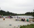 Bild: gis
Ein schöner Nebeneffekt des Open Air ist der attraktiv gestaltete Sandstrand am Fichtelsee, der gerne angenommen wird.