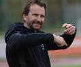 Bild: ham
Trainer Wolfgang Richthammer hat die vergangene Spielzeit seines 1. FC Schwarzenfeld in der Bezirksliga einer kritischen Analyse unterzogen.