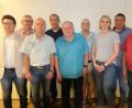 Bild: ohr
Kreisvorsitzender Peter Wein (links), leitete die Neuwahl beim SPD-Ortsverein Stulln. Folgende Mitglieder bilden die Vorstandschaft (von links): Robert Sölch (Kassenprüfer), Josef Nachtmann (Beisitzer/Ansprechpartner), Josef Schießl (Schriftführer), Manfred Kunz (Kassier), Peter Schottenheim, Andrea Lula, Alexander Schießl (alle drei Beisitzer) und Ludwig Gerl (rechts/Organisationsleiter). Das Amt des Vorsitzenden bleibt vakant.