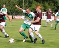 Bild: gb
Der FC Wernberg (weinrote Trikots) erreichte in seinem ersten Testspiel ein 3:3 gegen den Landesligisten SV Mitterteich.