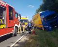 Bild: rw
Geraume Zeit nahm am Montagnachmittag die Bergung des Lasters bei Burggrub in Anspruch. Die Absicherung der Unfallstelle und die Reinigung der Fahrbahn übernahmen die örtlichen Rettungskräfte, die auch dem Abschleppunternehmer hilfreich unter die Arme griffen. 	Bild: rw