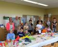 Bild: lrh
Die "stacheligen Kulmkids" basteln für das Neustadt-Treffen.