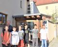 Bild: rgr
Bei einem Museumsbesuch erfahren die Mittelschüler vom ehemalige Rektor Gerhard Götzl, wie das Leben in Grafenwöhr früher war.