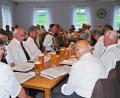 Bild: enz
Den Abschluss des Heimattreffens bildete der Egerländer Heimatabend mit der Singgruppe der Eghalanda Gmoi z'Waldsassen unter der Leitung von Alois Fischer (mit Akkordeon)