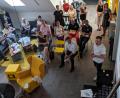 Bild: axs
Wie der Service-Design-Ansatz in der Praxis umgesetzt werden kann, zeigte auch Thomas Franz (vorne rechts), Geschäftsführer der „C3 marketing agentur“. Bei der Veranstaltung der IHK bei C3 empfahl Franz auch mehr Mut zu Fehlern. „Denn nur wer wagt, kann auch gewinnen“, so der C3-Geschäftsführer.