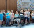 Bild: wlr
Mit Liedern und Tänzen gestalteten die Kinder der Ludwig-Meier-Schule den Festakt zum 10-jährigen Bestehen der Partnerschaft mit der 4. Grundschule Eger.