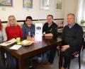 Bild: luk
Gabi Zachmann, Gabriele Lehner und Regionalleiter Philipp Hausknecht (links) sind verantwortlich für die neue Kreuzbund-Gruppe in Kemnath. Klaus-Georg Bär, Leiter der Caritas-Fachambulanz für Suchtprobleme, ist deren Ansprechpartner.