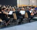 Bild: weu
Das fast 90-köpfige Sinfonieorchester begeisterte unter der souveränen Leitung von Michel Falk das Publikum in der Dreifachturnhalle des Gymnasiums.