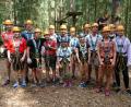 Bild: exb
Die Kinder der DLRG wollen hoch hinaus im Hochseilgarten in Hirschau.