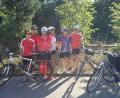 Bild: fla
Irmgard Kick, Maria Golla, Renate Zimmermann, Irmgard Götz, Anneliese Unger und Rita Wild (von links) erkundeten auf der diesjährigen Fahrradtour der Tennisdamen den "Fünf-Flüsse-Radweg".