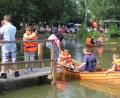 Bild: frd
Nicht nur in der Grünanlage, auch auf dem Marktweiher, wie hier beim Bootfahren, ist beim Bürgerfest für zahlreiche Attraktionen für Groß und Klein gesorgt.