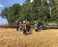 Bild: egl
In der vergangenen Tagen fast schon ein gewohntes Bild: Die Feuerwehr löscht einen Brand auf einem Feld. Diesmal, am Mittwoch, in der Nähe von Hofstetten (Ensdorf).