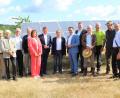 Bild: exb
Bürgermeister Bürgermeister Walberer (Mitte) freut sich, dass bei der Energietour der Freien Wähler ein Halt in Pressath eingelegt wird. Unter den Besuchern sind auch die Landtagsabgeordneten Rainer Ludwig (links von Walberer) und Tobias Gotthardt (rechts von Walberer).