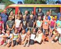 Bild: no
Die Schüler bekommen bei ihrem Besuch mit Klassenlehrerin Ann-Kathrin Hollederer (Dritte von links) viele interessante Eindrücke vermittelt.