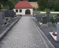 Bild: weu
Dieterskirchen hat einen Vorzeigefriedhof, dessen Kosten auf Anmahnung der überörtlichen Rechnungsprüfung angehoben werden müssen.
