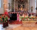 Bild: jzk
Ein unvergessliches Erlebnis war für die 85 Buben und Mädchen die Firmung in der Kemnather Stadtpfarrkirche durch Weihbischof Reinhard Pappenberger (links).