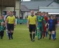 Bild: jr
Der SV Mitterteich (rechts) und der FC Vorwärts Röslau eröffneten am Freitagabend in Mitterteich die neue Saison der Landesliga Nordost. Begleitet wurden beide Mannschaften von Kindern der Lebenshilfe und der Nachwuchsabteilung des SV Mitterteich.