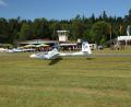 Bild: gdö
Die „SZD59 Acro“ mit Pilot Matthias Döhrling kommt von einer beeindruckenden Kunstflugvorführung unten) zurück.