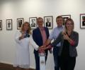 Bild: kgg
Die symbolische Inbetriebnahme im Rathaus mit (von links) Marion Thüngen (Regio Managerin Telekom), Bürgermeister Bernd Sommer, Martin Rosner (Breitbandpate der Stadt Waldsassen) und Nicole Fischer (Telekom-Shop Marktredwitz).