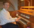 Bild: jr
Wieland Meinhold an der Orgel der Pfarrkirche St. Laurentius.