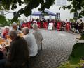 Bild: fsc
Rund 100 Besucher mochten es gewesen sein, die beim Kurkonzert vor dem Sibyllenbad den Klängen der Blaskapelle Ernestgrün lauschten.