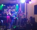 Bild: gz
Die fünf Jungs von "Mission Possible" rocken mit Sängerin June Valentine den Festsaal am Kommunbrauhaus.