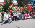 Bild: exb
Vor der Klinik gingen über 200 Luftballons in die Höhe.