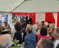 Bild: bk
Dritter Bürgermeister Heiner Ruppert hob die gute Zusammenarbeit der Kirchengemeinde mit der Stadt hervor und dankte mit einer Jubiläumsspende.