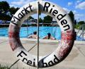 Bild: Petra Hartl
Die Polizei sucht Zeugen, die im Freibad Rieden Beobachtungen gemacht haben.