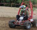 Bild: gf
Da war das Stoppelfeld noch trocken, als Martin Ibler mit 0.43.17 Minuten die schnellste Zeit seiner Klasse, ja sogar die schnellste Zeit aller Cross-Kart-Fahrer fuhr.