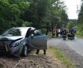 Bild: dob
Der 84-jährige Weidener steuerte vermutlich nach einer Herzattacke frontal an einen Baum. Er überlebt nicht. Seine Ehefrau zieht sich durch den Aufprall schwerste Verletzungen zu.