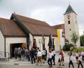 Bild: akp
Angeführt von der Blaskapelle Gleiritsch zogen die örtlichen Vereine und Kirchengemeinde zum feierlichen Gottesdienst in die Expositurkirche Maria Magdalena ein.