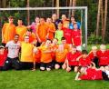 Bild: Ehbauer, Theresa/exb 
Die Spieler und Betreuer der Fun Kickers und des FSV Gailoh.