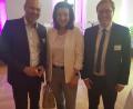 Bild: exb
Kreisjugendring-Vorsitzender Jürgen Preisinger (links) mit Ministerin Dorothee Bär sowie mit Philipp Seitz, Vorsitzender des Bezirksjugendrings Oberpfalz.