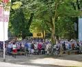 Bild: wbe
Viele Senioren ließen sich auch nicht von den hohen Temperaturen abhalten, ihren Gottesdienst auf dem Annaberg zu besuchen.