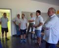 Bild: bnr
In der Grund- und Mittelschule sind während der Sommerferien verschiedene Arbeiten auszuführen. Der Bau-und Umweltausschuss machte sich ein Bild davon.