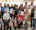 Bild: du
14 Paare, bestehend aus einem Jungschützen und einem Elternteil, nehmen am 10. Eltern-Kind-Schießen des Schützenvereins „Hubertus“ teil. Die fünf Bestplatzierten erhalten Urkunden und Pokale.